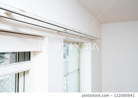 Simple window and curtain rail 122000841