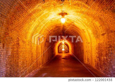 [Shizuoka Prefecture] Utsunotani Pass Meiji Tunnel 122001438