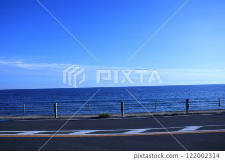 Scenery of National Route 134 near Shichirigahama Beach in Kamakura, no cars 122002314