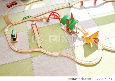 Children's toys, railway toys, children's room with sunlight, play space, play equipment, image material 122006964