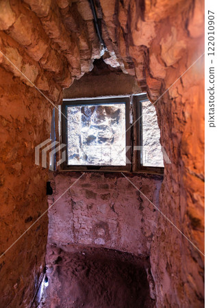 Mayan sculpture in a tunnel under the Acropolis at Maya Archaeological Site of Copan. UNESCO world heritage in Honduras Mayan sculpture in a tunnel under the Acropolis at Maya Archaeological Site of Copan. UNESCO world heritage in Honduras 122010907