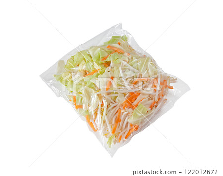 Cut vegetables for easy cooking, in a bag [white background, cutout] 122012672