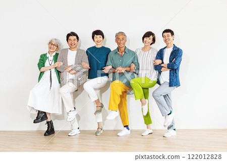 Portraits of youthful middle-aged and senior men and women 122012828