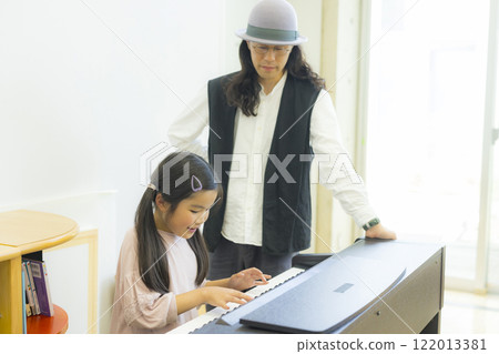 鋼琴課形象 122013381