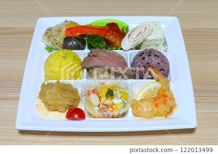 Western-style lunch box (Western-style makunouchi lunch box) 122013499