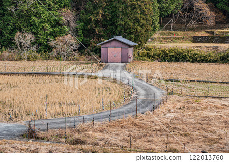 Winter countryside scenery, Kasagi Town, Kyoto Prefecture 122013760