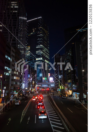 Tokyo night view Meiji Dori towards the east exit of Shibuya Station 2024.12 b-1 Tokyo night view Meiji Dori towards the east exit of Shibuya Station 2024.12 b-1 122013836