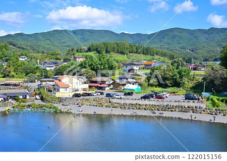 View from Fureai Bridge, along the Usune River, leisure spot, Kawaba Village, Tone District 122015156