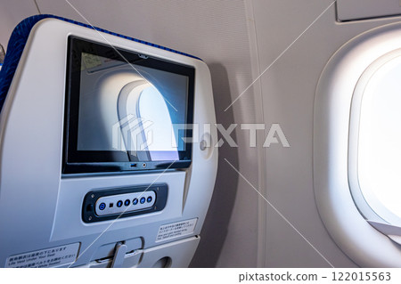 [#Japan] In-flight monitor 122015563