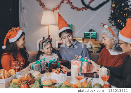 Christmas family portrait - Happy family together in Christmas 122015811