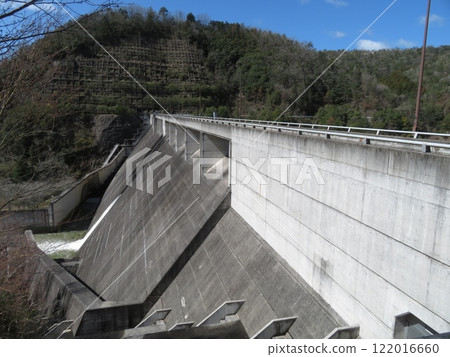 岡山縣備前市八戶寺川水庫 122016660