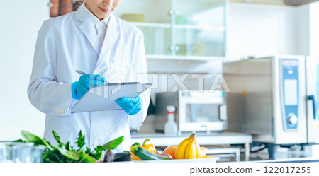 測試蔬菜和水果的研究員/註冊營養師 122017255