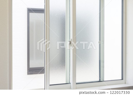 Sliding window, ventilation window, inside 122017330