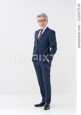 Portrait of a senior man in a suit 122017530