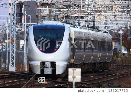 [JR West] 683 series 0 (Tokaido Line: Atsuta Station) 122017713