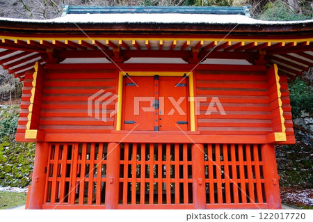 Tanzan Shrine East Treasure House 122017720
