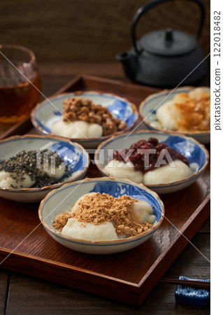 5 種手工麻糬排列 - 在家就能享用的日本風味 5 種手工麻糬排列 - 在家就能享用的日本風味 122018482