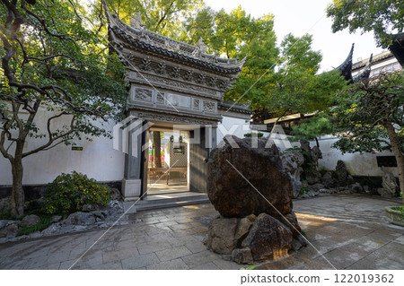 Yu Garden in Shanghai, China Yu Garden in Shanghai, China 122019362