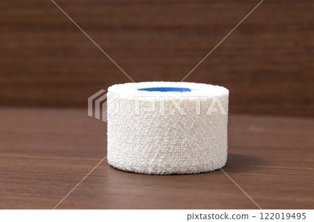 tape, bandage, medical, treatment, medical tape, injury, injury, first aid, wrap, roll, hospital, trauma tape, bandage, medical, treatment, medical tape, injury, injury, first aid, wrap, roll, hospital, trauma 122019495