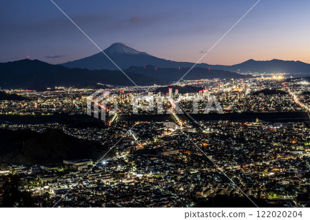 Night view of Shizuoka city and Mt. Fuji from Chosuniwa 122020204