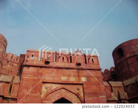 Amar Singh Gate of Agra Fort, India 122024033