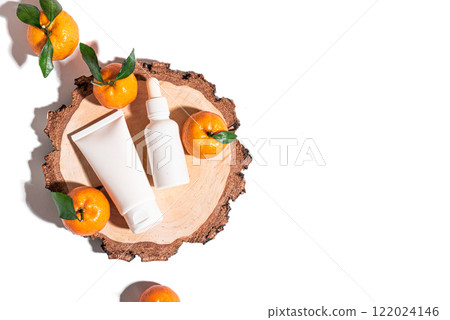 Cosmetic products and citrus fruits 122024146