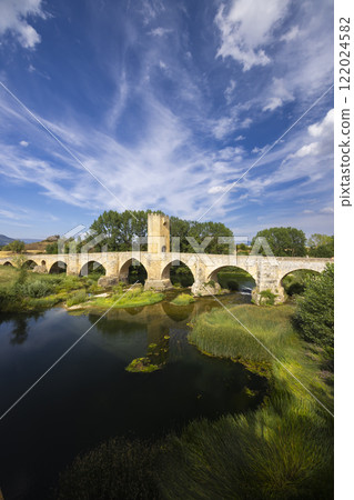 stone bridge over Ebro river in Frias, Burgos province, Castilla Leon, Spain stone bridge over Ebro river in Frias, Burgos province, Castilla Leon, Spain 122024582