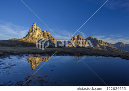 Giau Pass (Passo Giau), Dolomites Alps, South Tyrol, Italy 122024633