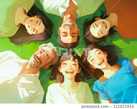 草地上，人們圍成一圈，微笑著躺著 122025918