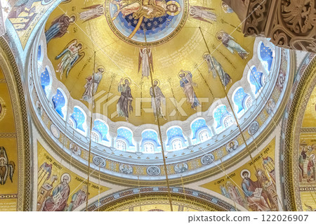 Belgrade, Serbia- 10162024: The Temple Of Saint Sava indoor interior, people pray in an Orthodox church, frescoes on the ceilings and walls of the church. High quality photo Belgrade, Serbia- 10162024: The Temple Of Saint Sava indoor interior, people pray in an Orthodox church, frescoes on the ceilings and walls of the church. High quality photo 122026907