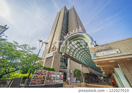 Iidabashi Ramla Iidabashi Ramla 122027010