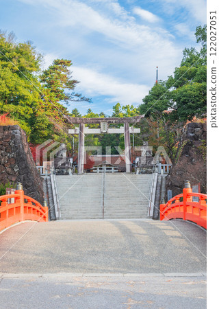 [辻崎館] 武田神社 [武田家宅邸遺址] 122027051