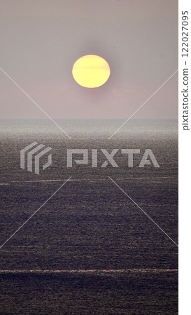 Sunset seen from Amagi Observatory on Aka Island in the Kerama Islands, Okinawa Prefecture Sunset seen from Amagi Observatory on Aka Island in the Kerama Islands, Okinawa Prefecture 122027095