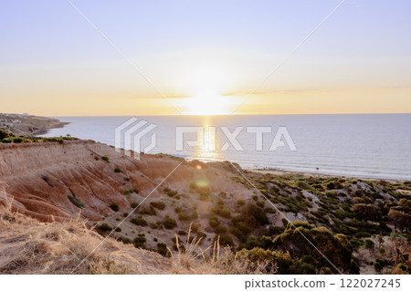 Ocean sunset seen from Hallett Cove Boardwalk 122027245