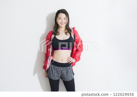 Young woman in sportswear Young woman in sportswear 122029938