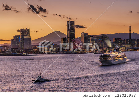 富士山和港未來的神奇時刻夜景 122029958
