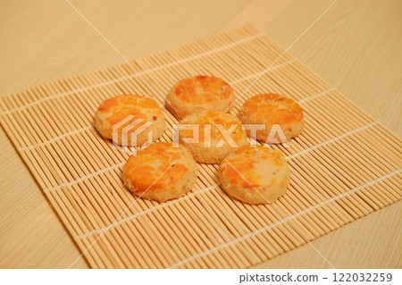peanut cookies on bamboo mat 122032259