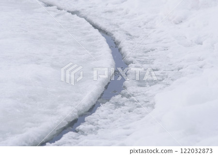 Ice carousel (ice merry-go-round) 122032873