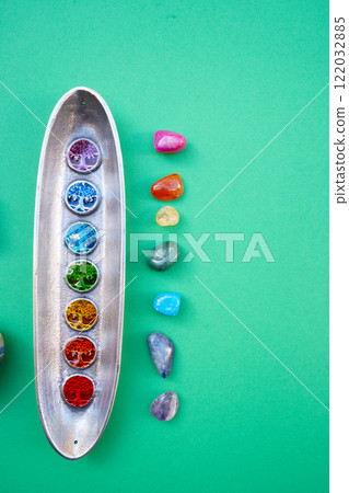 seven chakras stones, energy healing concept 122032885