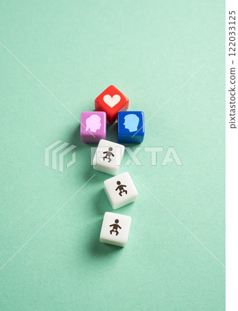 Relationships and reproduction. Childbirth and demographic growth. Concept of family creation. Procreation. Population growth. Medicine and sex education. 122033125