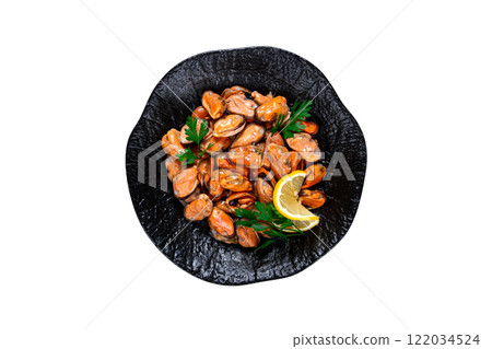 mussels without shell, boiled, mussels, peeled, on a black plate, with lemon and parsley, mussels in Chilean, isolate, white background, top view, no people, mussels without shell, boiled, mussels, peeled, on a black plate, with lemon and parsley, mussels in Chilean, isolate, white background, top view, no people, 122034524