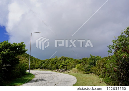 Road up Naked Boy Hill 122035360