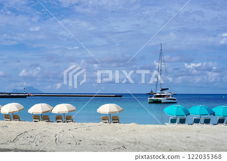 Beach umbrellas at Great Bay 122035368