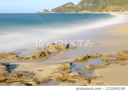 Yakushima's largest sea turtle nesting site, Nagata Inakahama (Autumn) 122040199