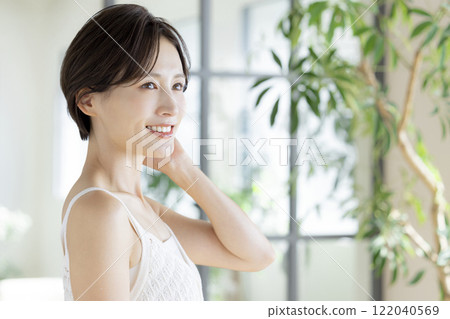 女人的美麗形象肖像 122040569