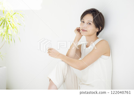 女人的美麗形象肖像 122040761