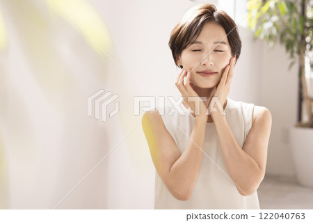 女人的美麗形象肖像 122040763