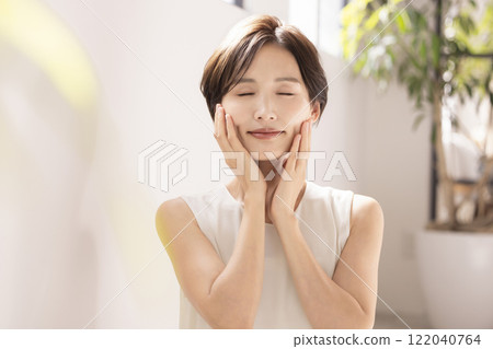 女人的美麗形象肖像 122040764