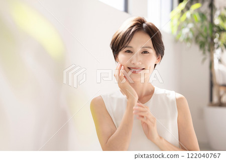 女人的美麗形象肖像 122040767