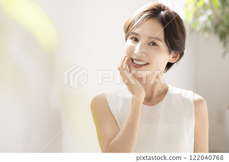 Beauty image female portrait 122040768
